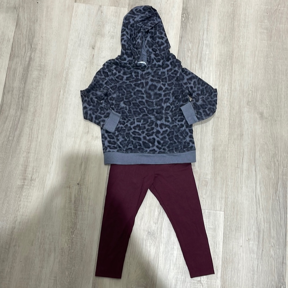 Girls size 2T splendid set